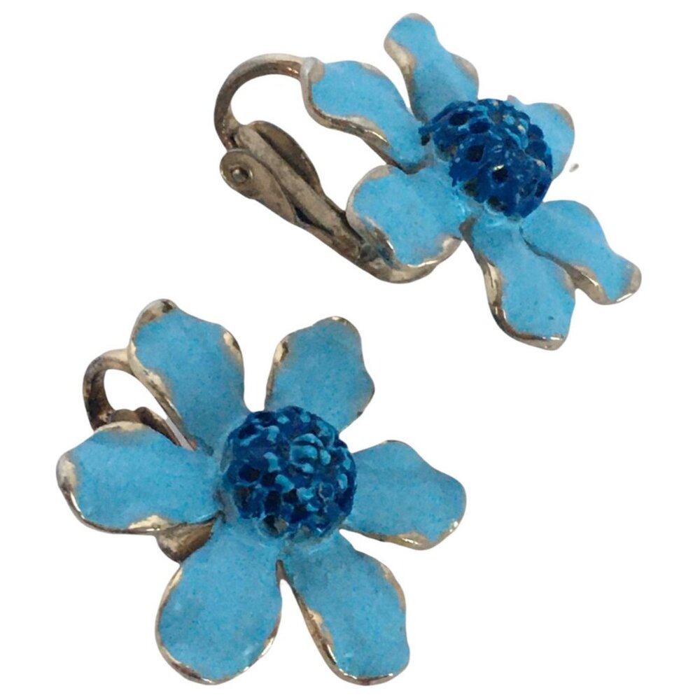 Signed Weiss Vintage Clip On Earrings Enamel Flowers Vintage Gold Tone Lt Blue - Picture 2 of 10